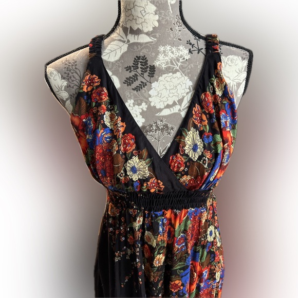 Mexicali Blues Floral, Maxi dress. Size XL. Black & bright florals - Picture 2 of 8